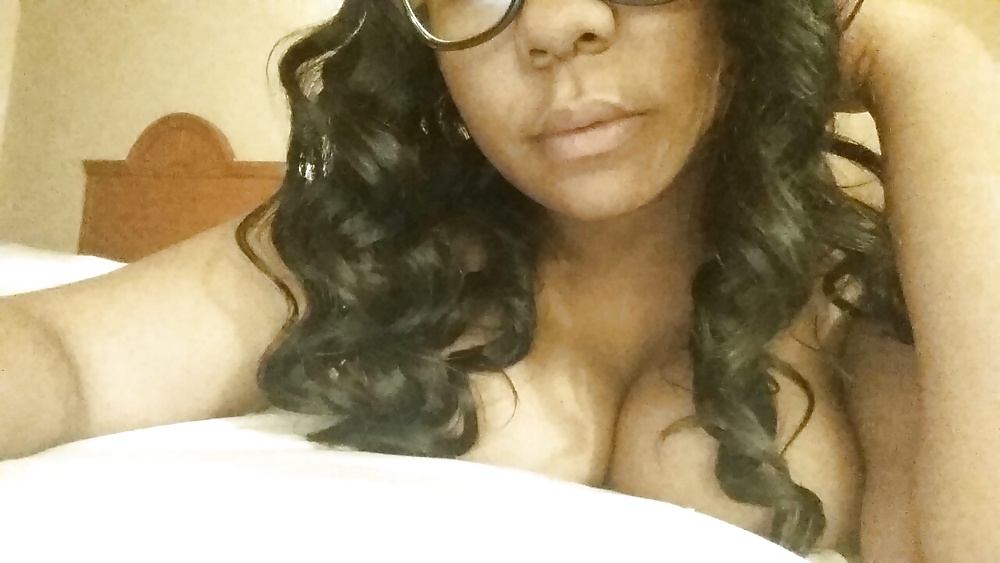 アリーヤ
 #41128728