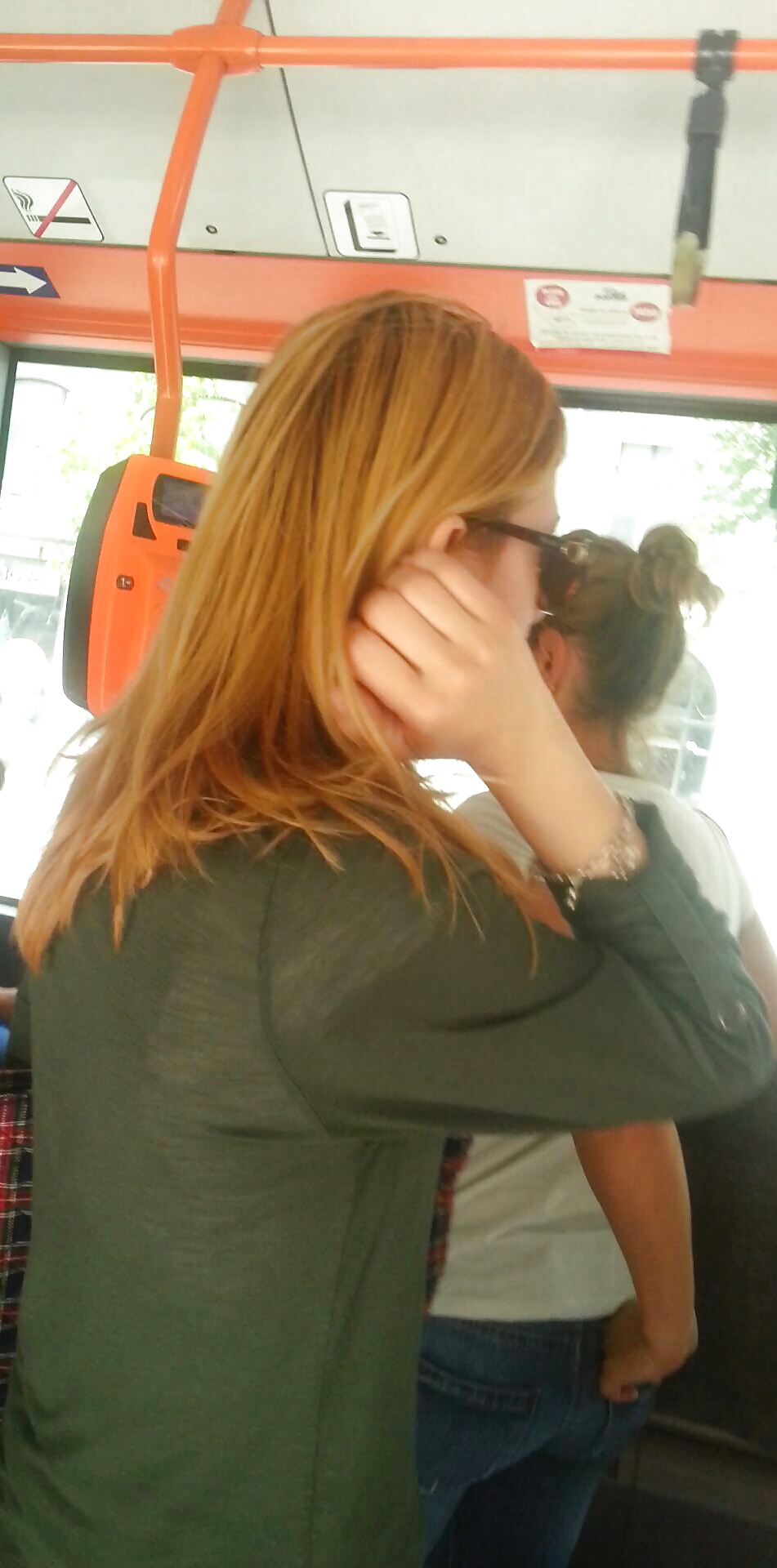 Spion Alt + Junge Sexy Frauen In Bus Rumänisch #40132964