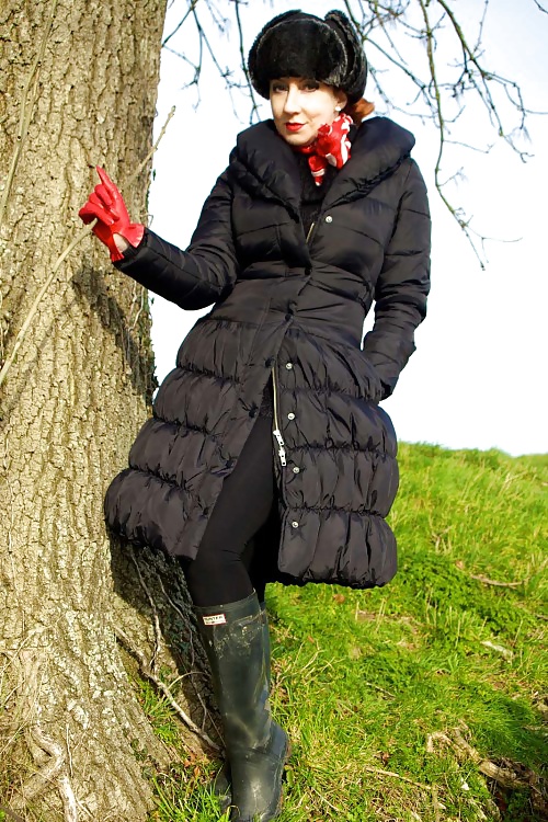 Rot-perfekte Dame #40670139