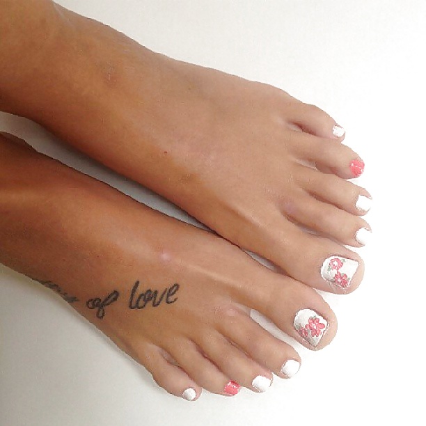 Dedos de los pies en Instagram 
 #24705748