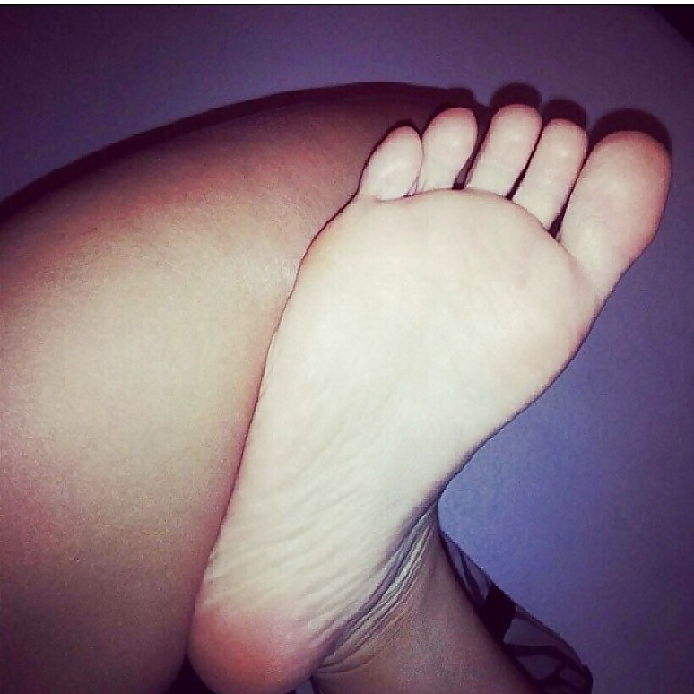 Dedos de los pies en Instagram 
 #24705963