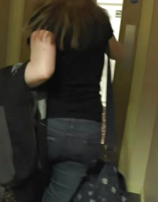 ハンナ・ラザフォード パート2
 #38977611