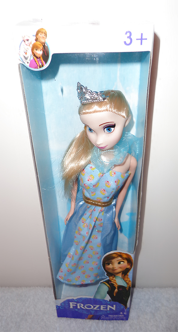 Frozen Doll #28362241