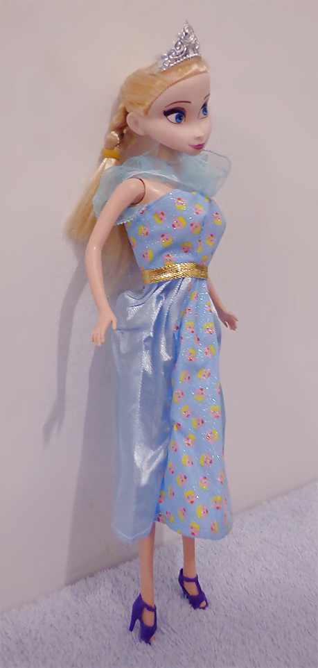 Frozen Doll #28362270