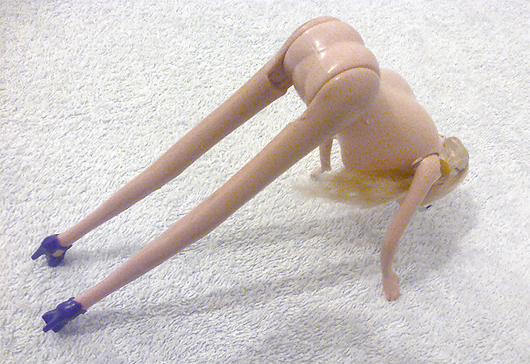 Gefrorene Puppe #28362463