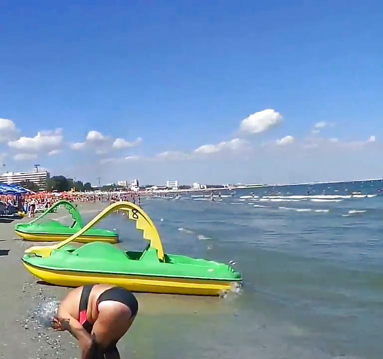 Spy sexy madura playa verano rumano
 #40554223