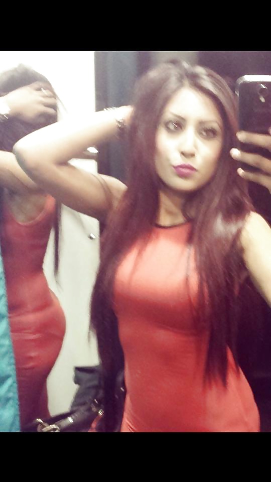 DESI SLUTS PLEASE COMMENT DIRTY AND DEGRADE  xxx #40086122