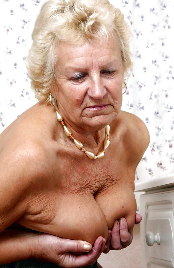 Allgrannyporn - # 13 Saftige Oma Pussys Und Große Titten #39000211