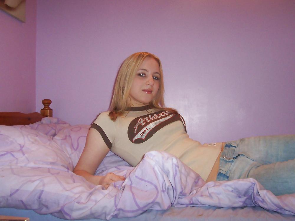 Amateur Teen Blonde in Bedroom #23033755