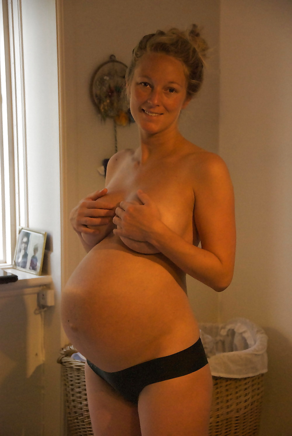 Pregnant amateur private colection...if you know her #29662962