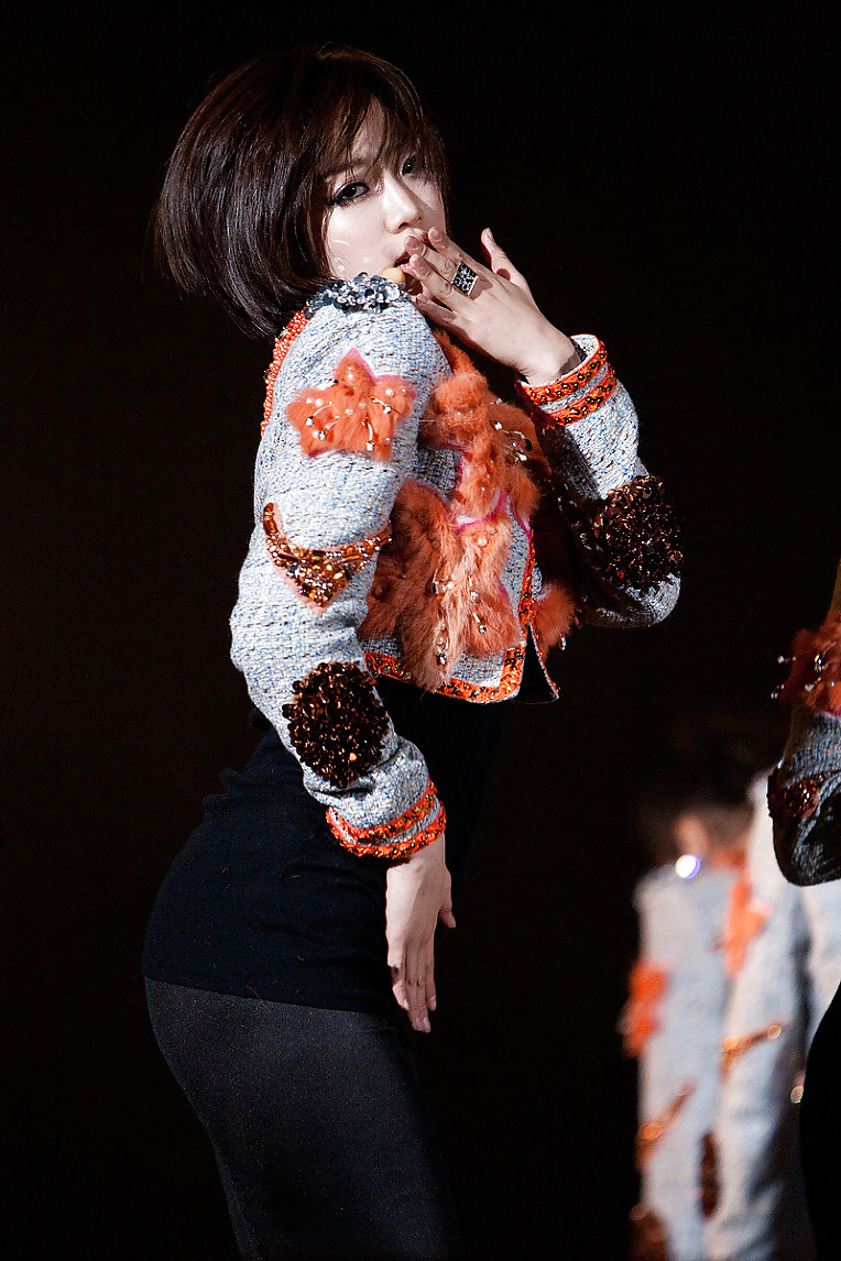 ウンジョン(T-ARA)
 #32561540