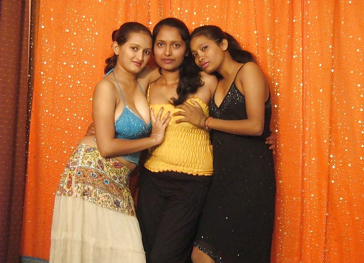 Desi indian lesbian porn actress gang: Sanjana & others #40999800