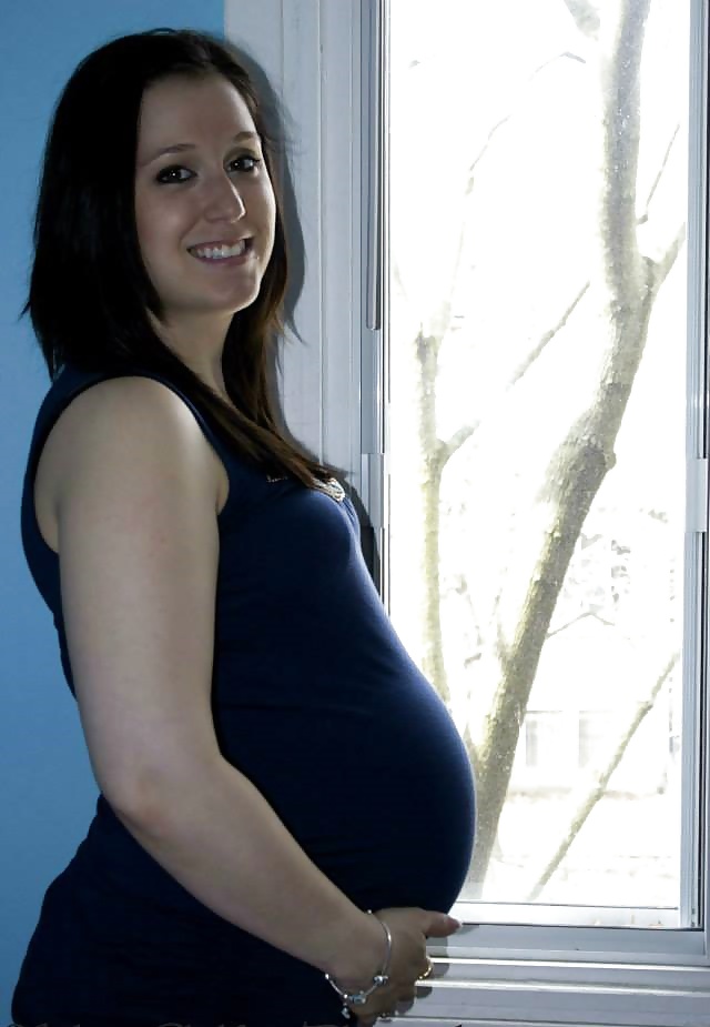 Emilie B enceinte - pregnant #32893713