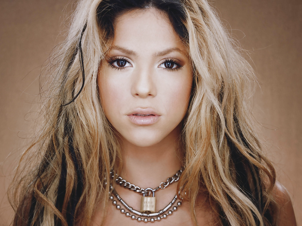 Shakira ultimo (ccm)
 #28676819