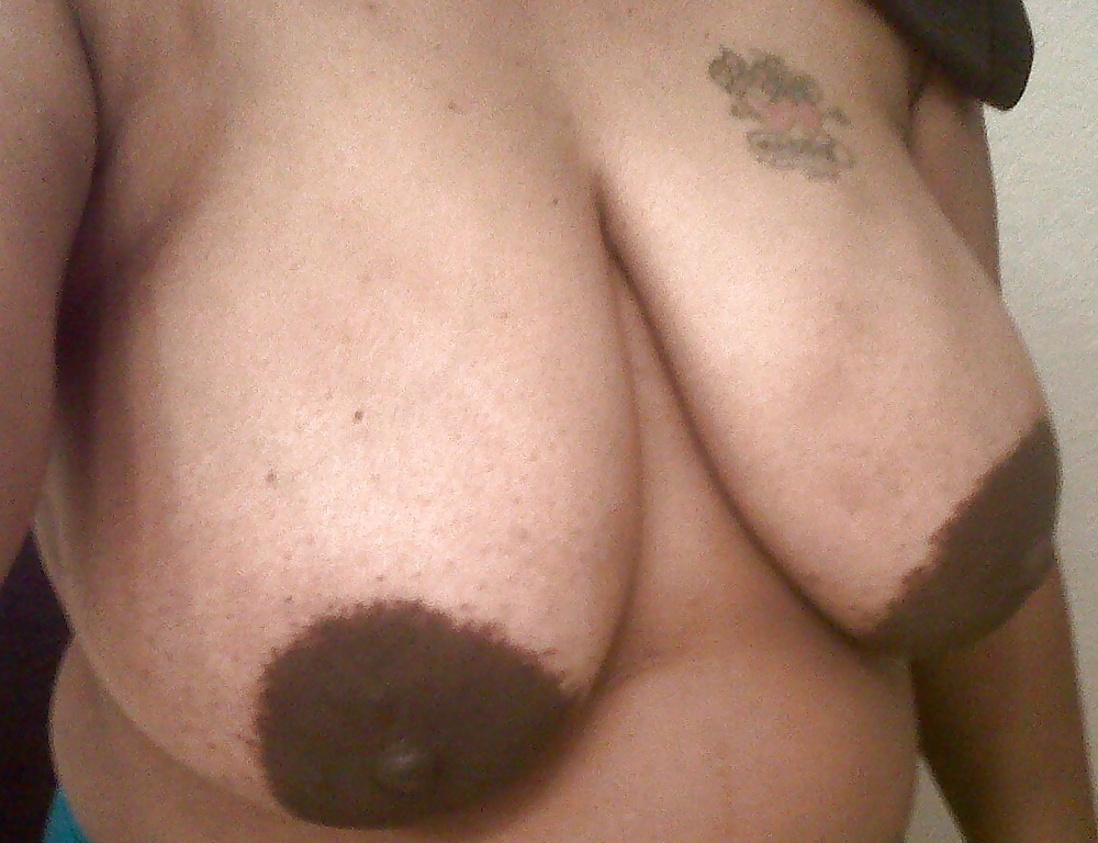 Areolas negras grandes parte 37
 #41016529