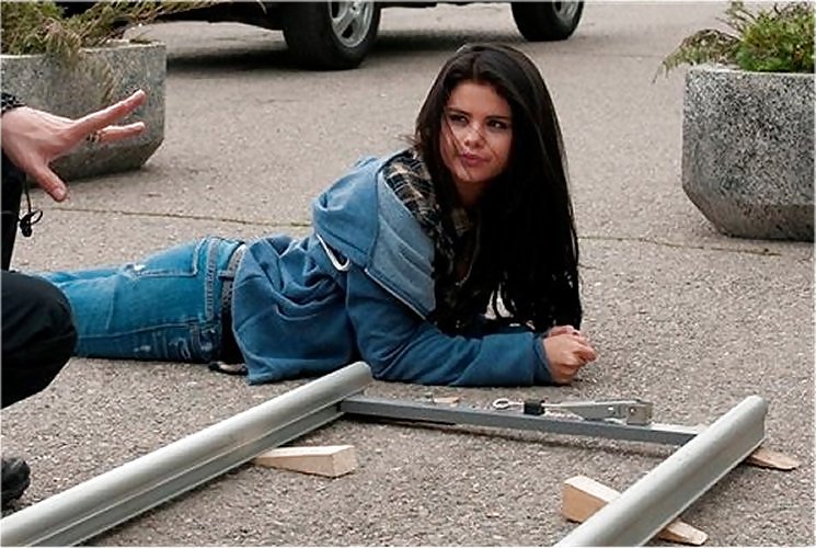 Selena gomez - random lovliness iv
 #23457064