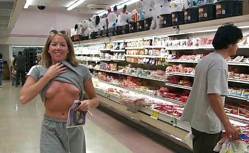 Naked Girls Of Walmart
