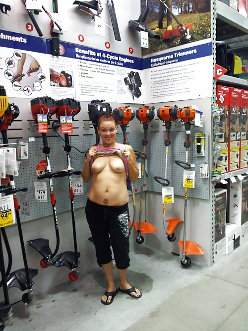 Nude Girls of Walmart #29671504