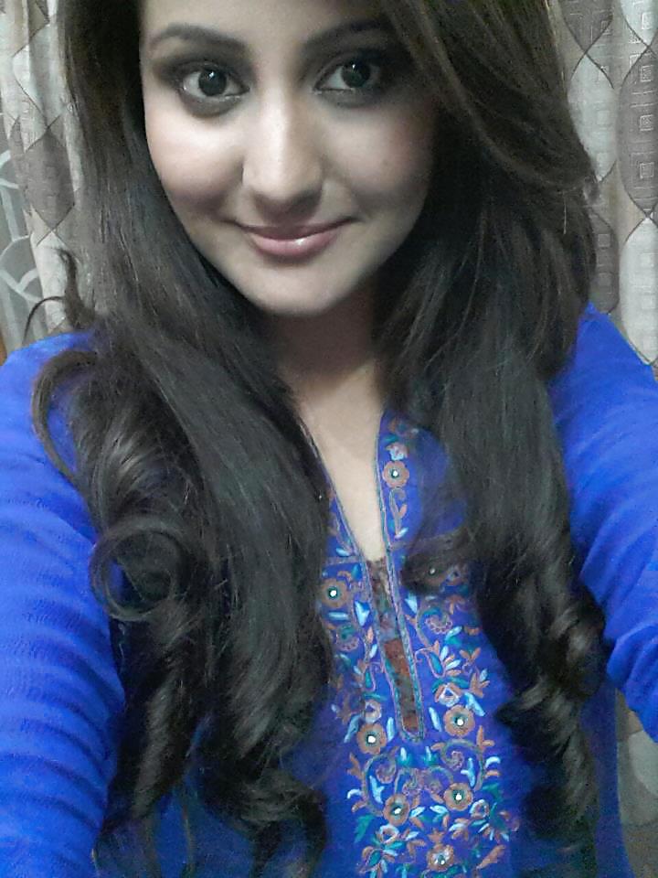 Sexy Paki Berühmtheiten #25990628