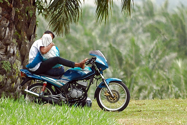 Aksi di atas Motor #26644222