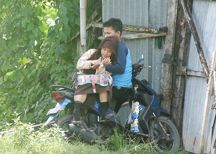 Aksi di atas motor
 #26644226