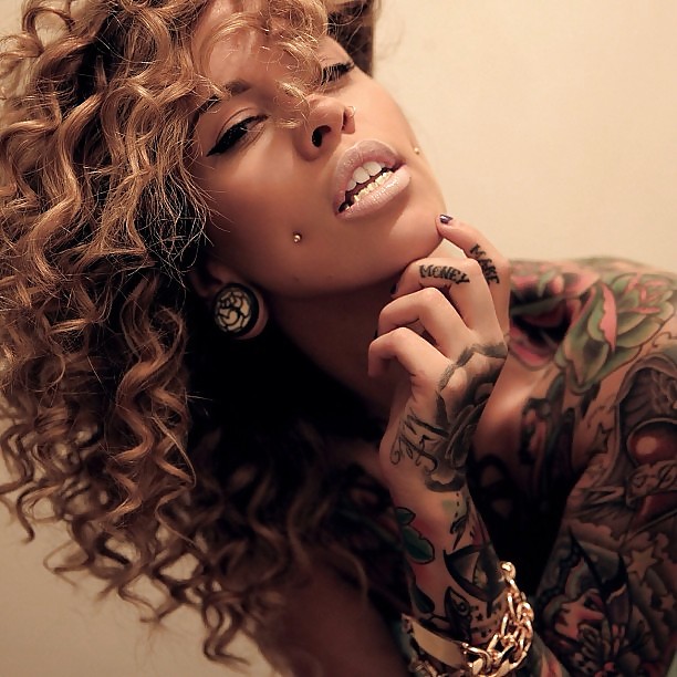 Chickz n ink
 #23783649