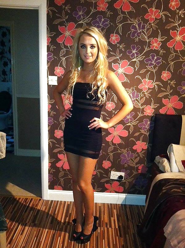 Hotties In Den Kleidern 7 #40903296