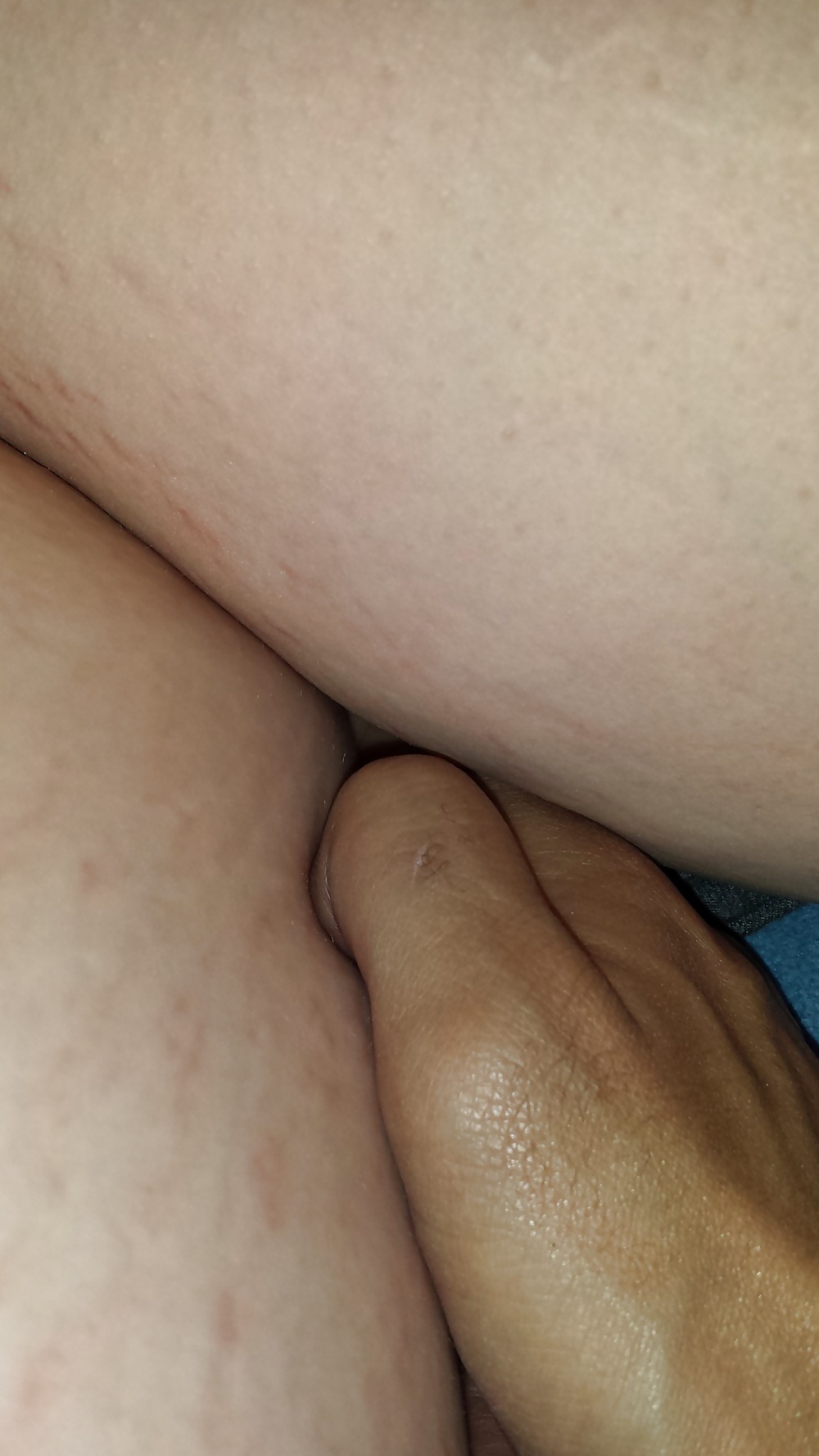 友達の知らない彼女の写真を盗撮するという初の試み。
 #30582920