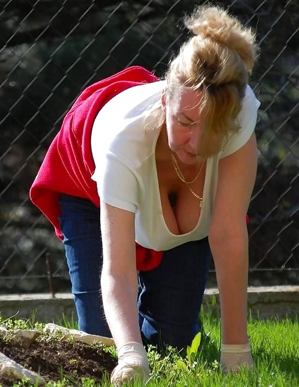 Sir, Ist Ihre Frau Wie Ein Gewöhnlicher Tramp Gekleidet! #27584963