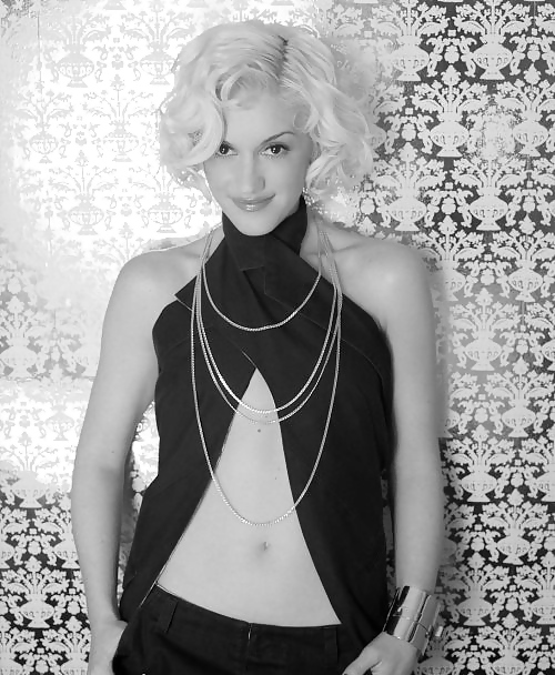 Gwen Stefani #37015630