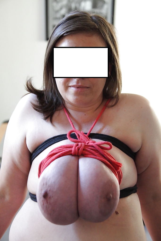 誰かがおっぱいと言った？
 #33328196