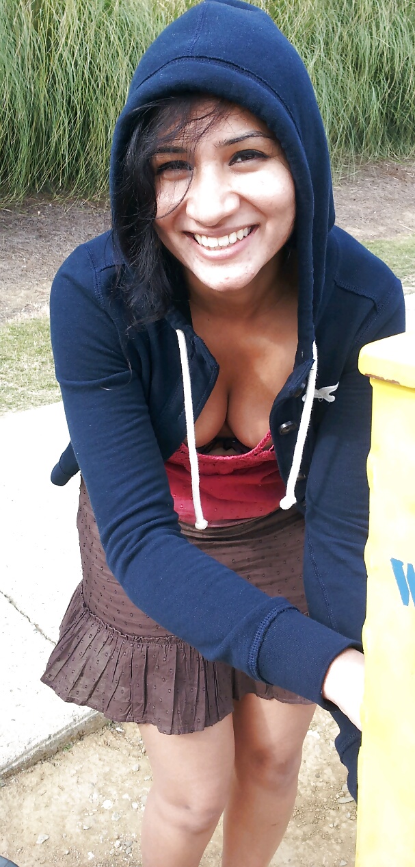 Desi Showing Assets 37 #41070922