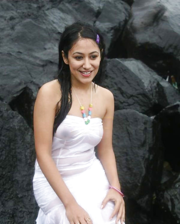 Desi Showing Assets 37 #41070956