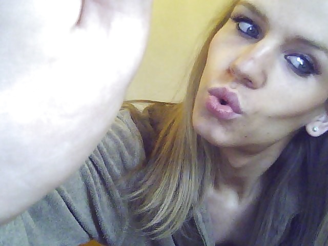 かわいいスキニーTガール
 #27818421