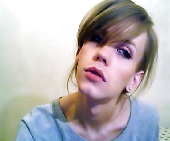 かわいいスキニーTガール
 #27818483