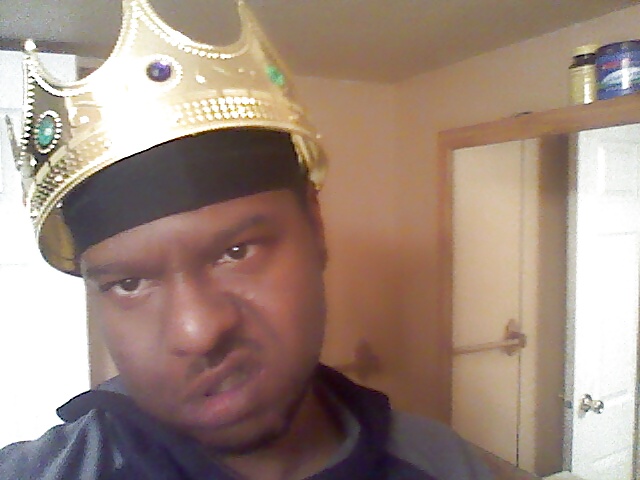 The king with his crown #25359057
