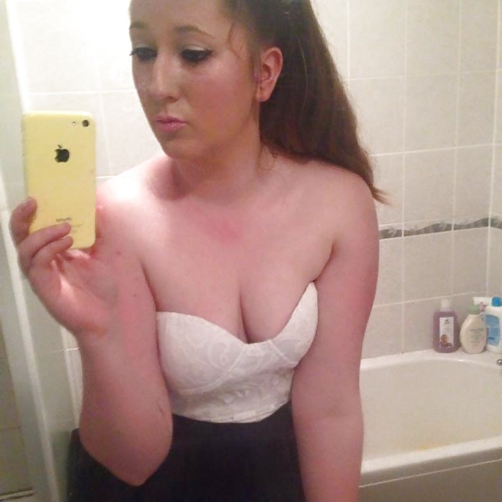 23 dirty slut loves attention from Southend-on-Sea British  #40448566