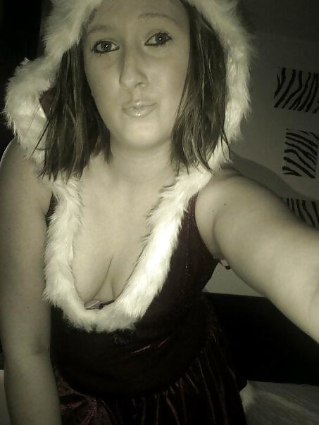23 dirty slut loves attention from Southend-on-Sea British  #40448769