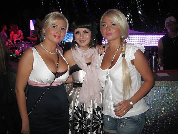 Busty Russian Woman 570 #37596654