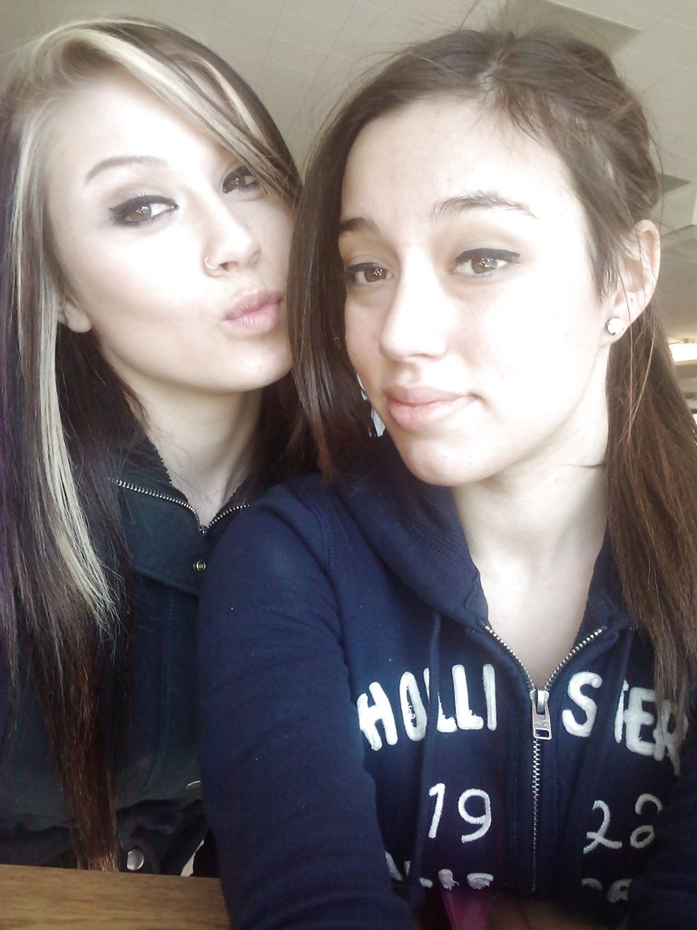 Bimbo puta expuesta
 #28726113