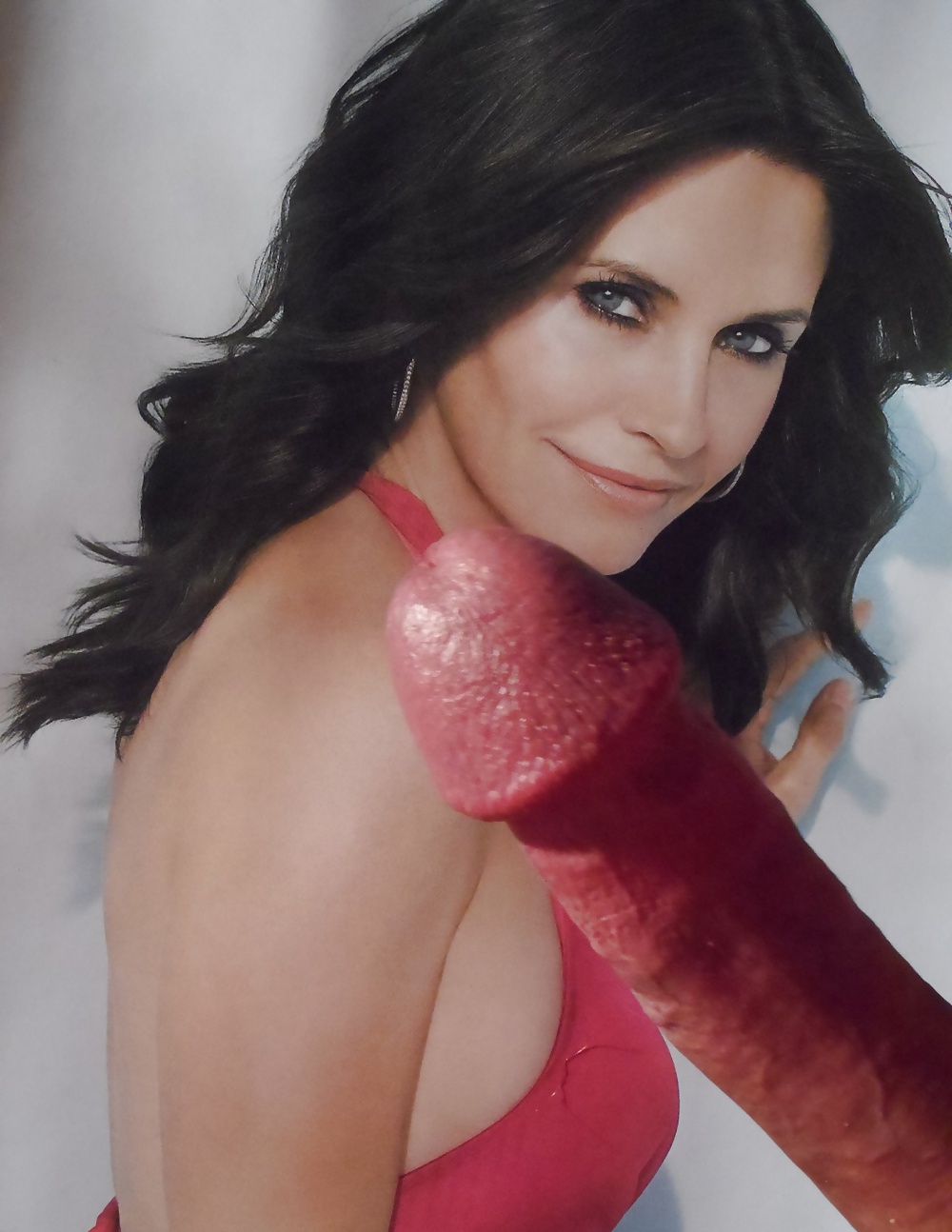 ¡Más polla y semen para la cara de Courtney Cox!
 #39895321