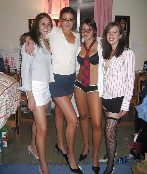 Chicas chicas chicas 4
 #35995407