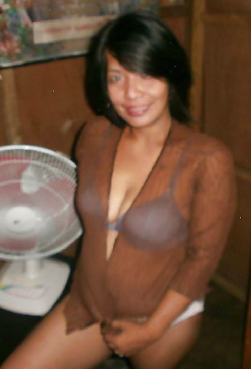 Hot Moms Pinay #33901021