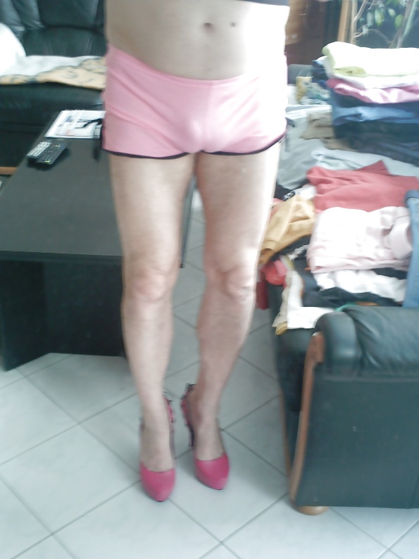 ピンクのドレスを着た女性
 #38937285