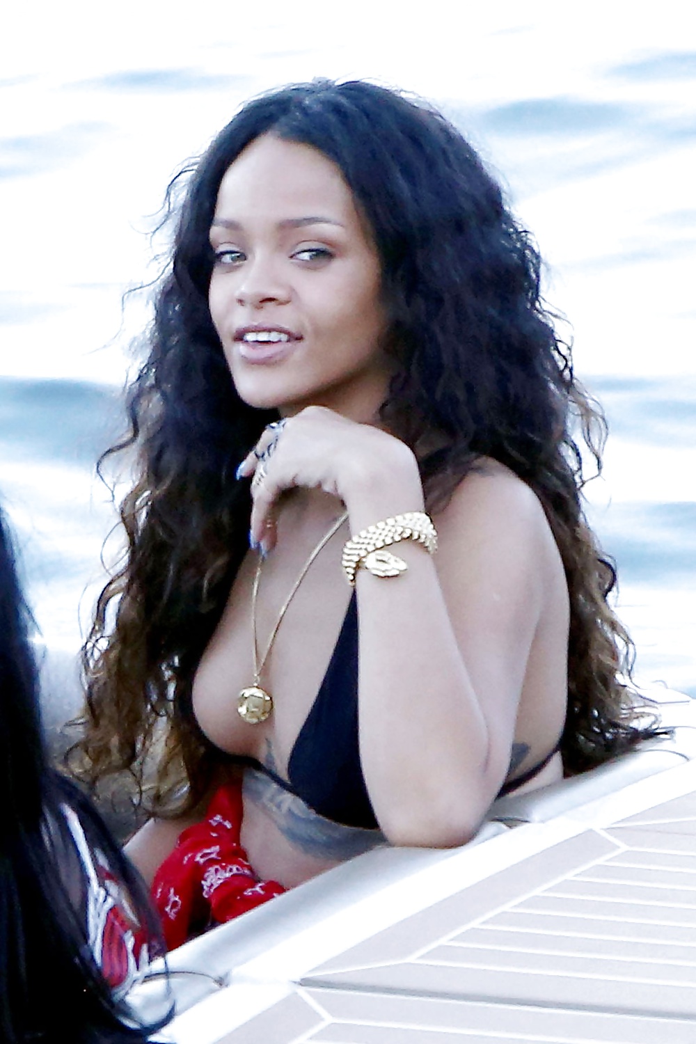 Rihanna - Big Bouncy ass in Bikini #40106223
