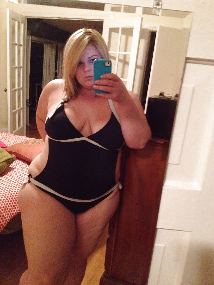 BBW Selfies #31375454