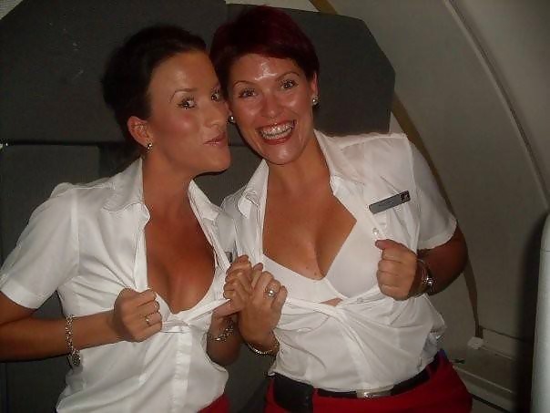 Stewardess e hostess in calze di nylon
 #32758778