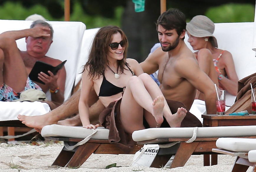 Emma Watson Bikini Pics 2014 - hot slut #23854802