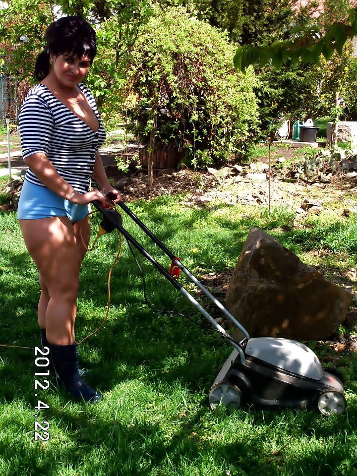 40歳以上の男性
 #23136578