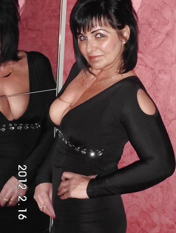 40歳以上の男性
 #23136812